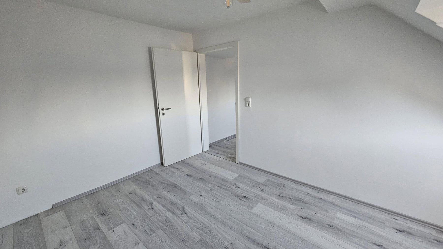 Prenájom bytu 2-izbový 63 m², Bahnhofstr. 63, Alsdorf, Severné Porýnie - Westfálsko Prenájom bytu 2-izbový 63 m², Bahnhofstr. 63, Alsdorf, Severné Porýnie - Westfálsko