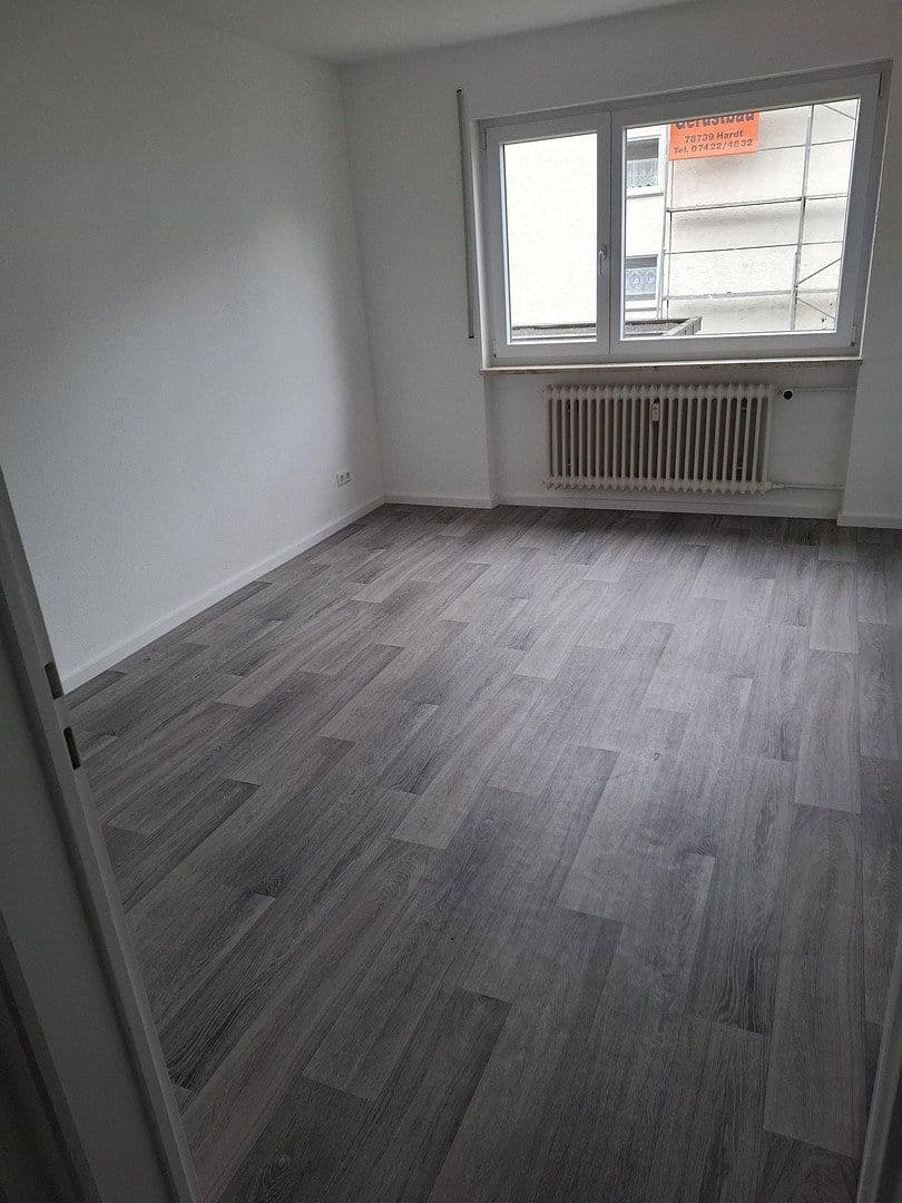 Prenájom bytu 3-izbový 81 m², Römerstr. 3, Rottweil, Bádensko-Wurttembersko Prenájom bytu 3-izbový 81 m², Römerstr. 3, Rottweil, Bádensko-Wurttembersko