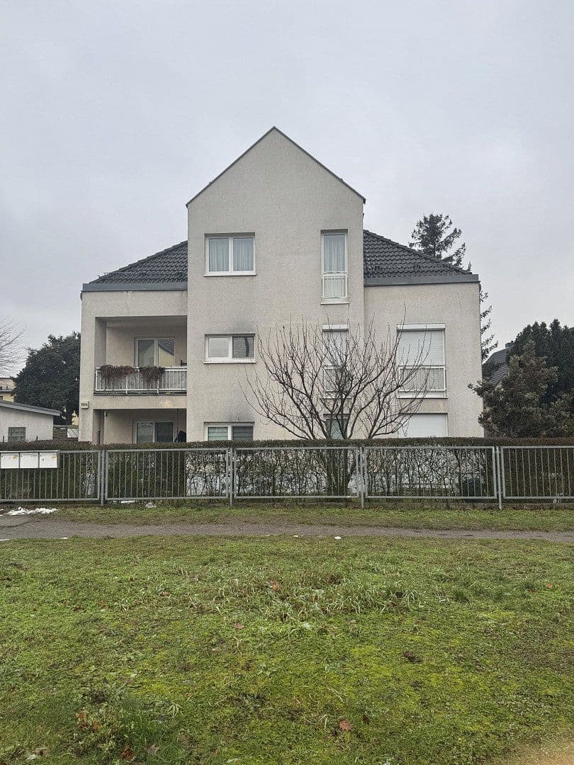 Predaj domu 260 m², pozemok 550 m², Berlin, Berlín Predaj domu 260 m², pozemok 550 m², Berlin, Berlín