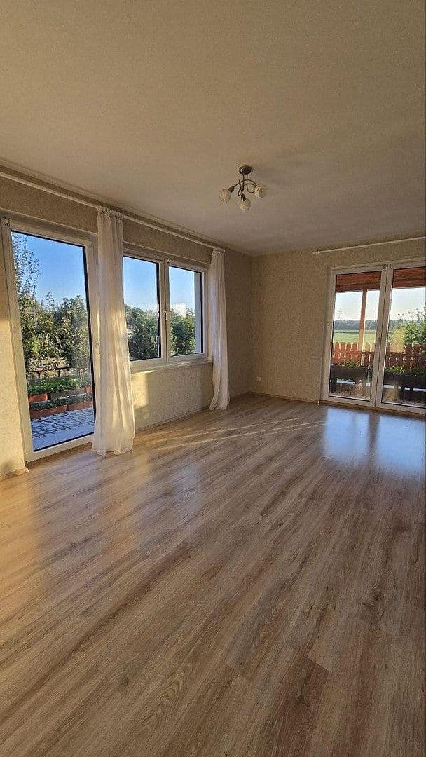Predaj domu 120 m², pozemok 883 m², Dürrlauingen, Bavorsko Predaj domu 120 m², pozemok 883 m², Dürrlauingen, Bavorsko