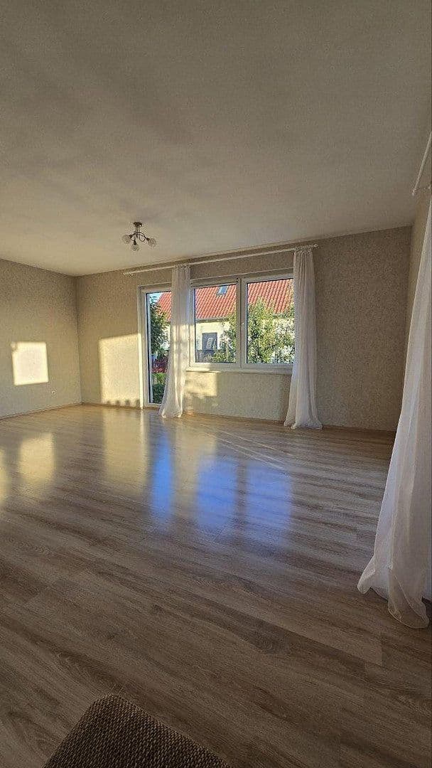 Predaj domu 120 m², pozemok 883 m², Dürrlauingen, Bavorsko Predaj domu 120 m², pozemok 883 m², Dürrlauingen, Bavorsko