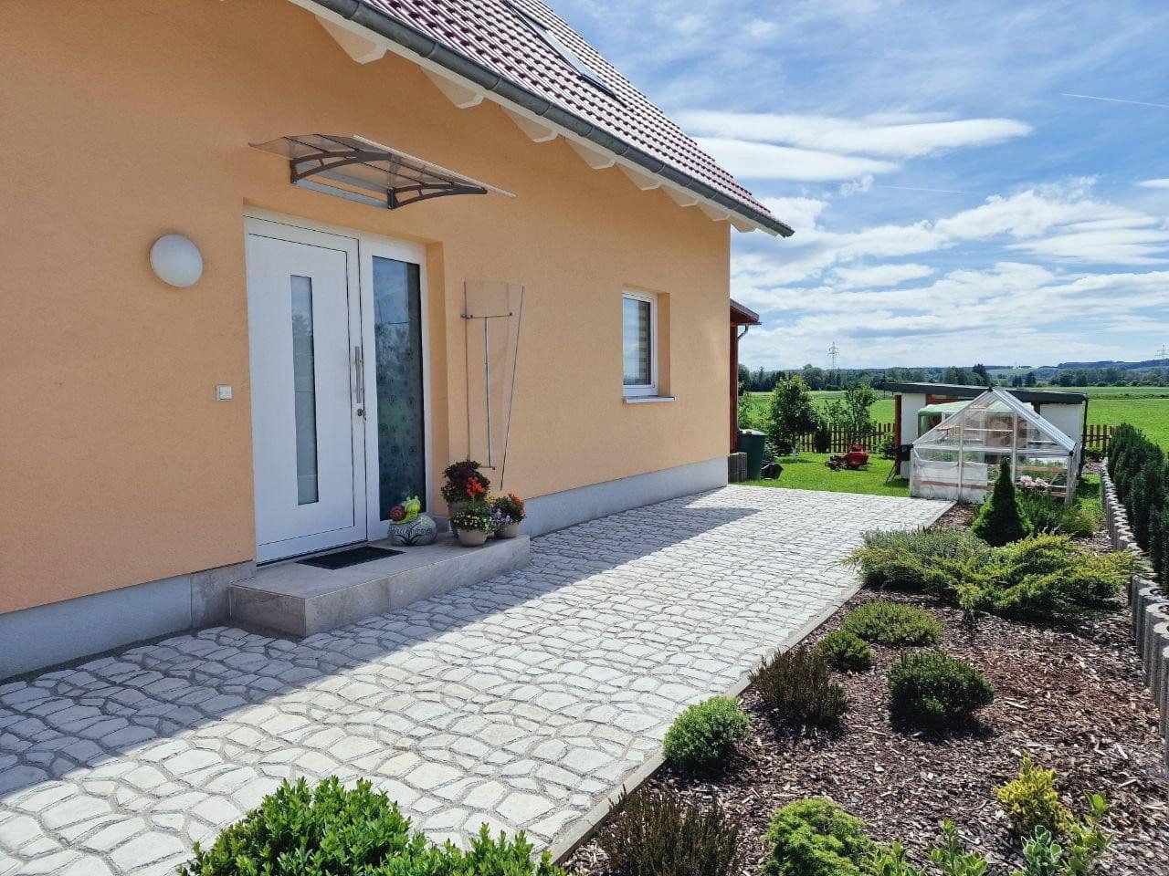 Predaj domu 120 m², pozemok 883 m², Dürrlauingen, Bavorsko Predaj domu 120 m², pozemok 883 m², Dürrlauingen, Bavorsko