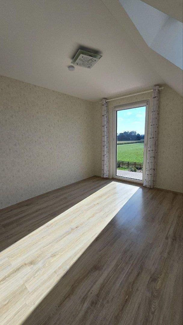 Predaj domu 120 m², pozemok 883 m², Dürrlauingen, Bavorsko Predaj domu 120 m², pozemok 883 m², Dürrlauingen, Bavorsko