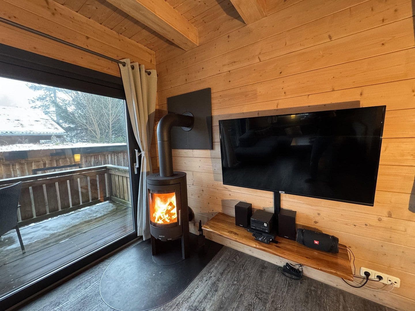 Predaj domu 525 m², pozemok 1.485 m², Goslar, Dolné Sasko Predaj domu 525 m², pozemok 1.485 m², Goslar, Dolné Sasko