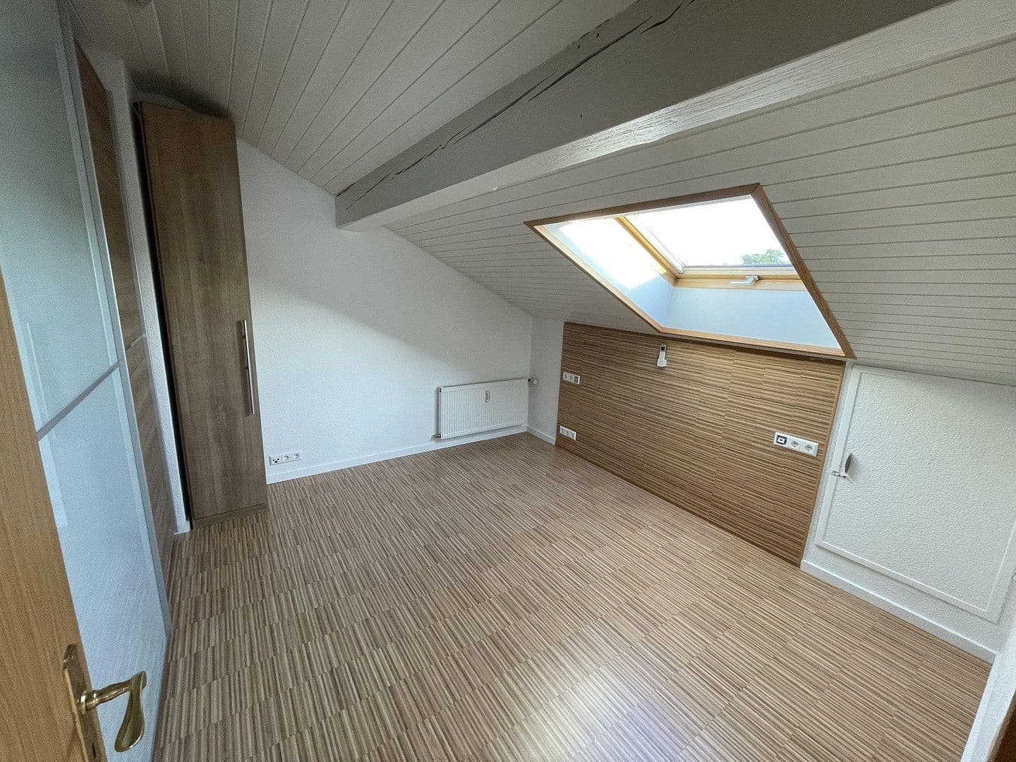 Prenájom bytu 2-izbový 55 m², Freudental, Bádensko-Wurttembersko Prenájom bytu 2-izbový 55 m², Freudental, Bádensko-Wurttembersko