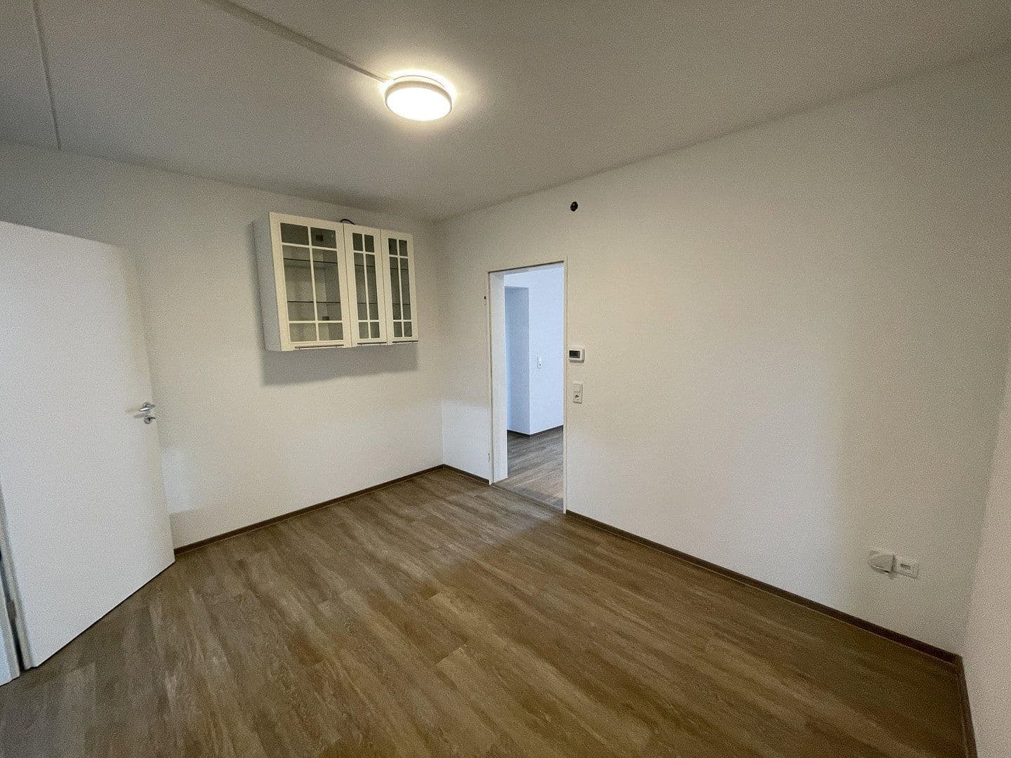 Prenájom bytu 4-izbový 93 m², Darmstadt - Kranichstein, Hesensko Prenájom bytu 4-izbový 93 m², Darmstadt - Kranichstein, Hesensko