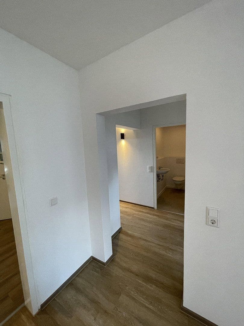 Prenájom bytu 4-izbový 93 m², Darmstadt - Kranichstein, Hesensko Prenájom bytu 4-izbový 93 m², Darmstadt - Kranichstein, Hesensko