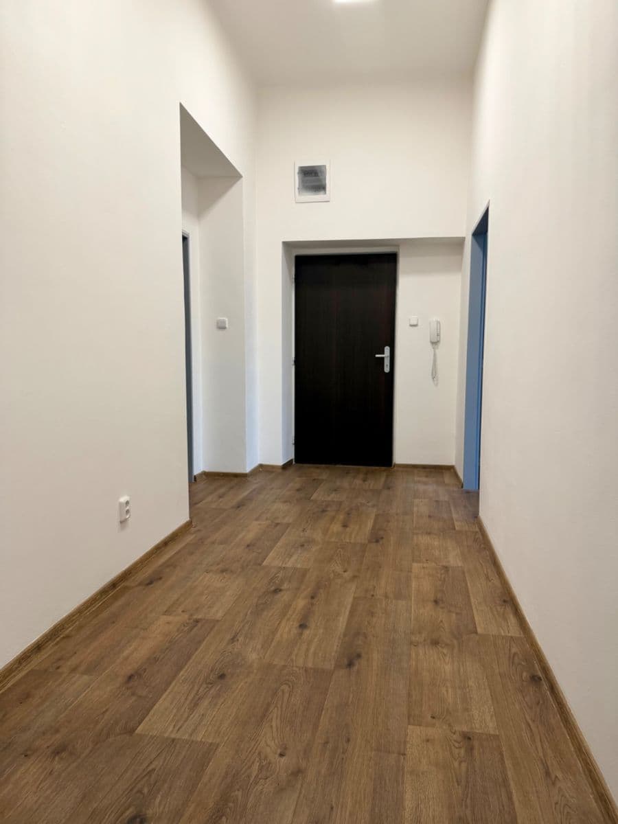 Prenájom bytu 2-izbový 61 m², Přívozská, Ostrava, Moravskoslezský kraj Prenájom bytu 2-izbový 61 m², Přívozská, Ostrava, Moravskoslezský kraj