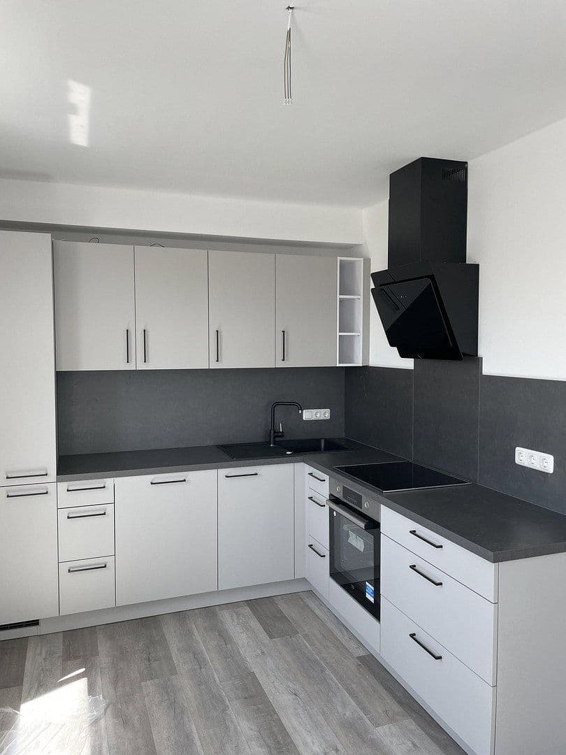 Prenájom bytu 3-izbový 96 m², Hameln, Dolné Sasko Prenájom bytu 3-izbový 96 m², Hameln, Dolné Sasko