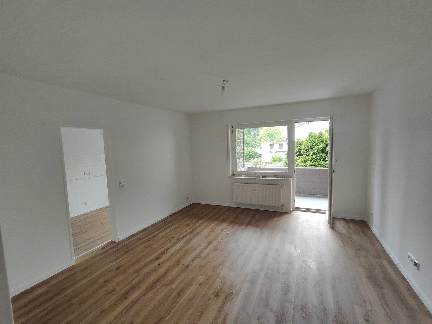 Prenájom bytu 2-izbový 53 m², Lipperheidstr. 112, Oberhausen, Severné Porýnie - Westfálsko Prenájom bytu 2-izbový 53 m², Lipperheidstr. 112, Oberhausen, Severné Porýnie - Westfálsko
