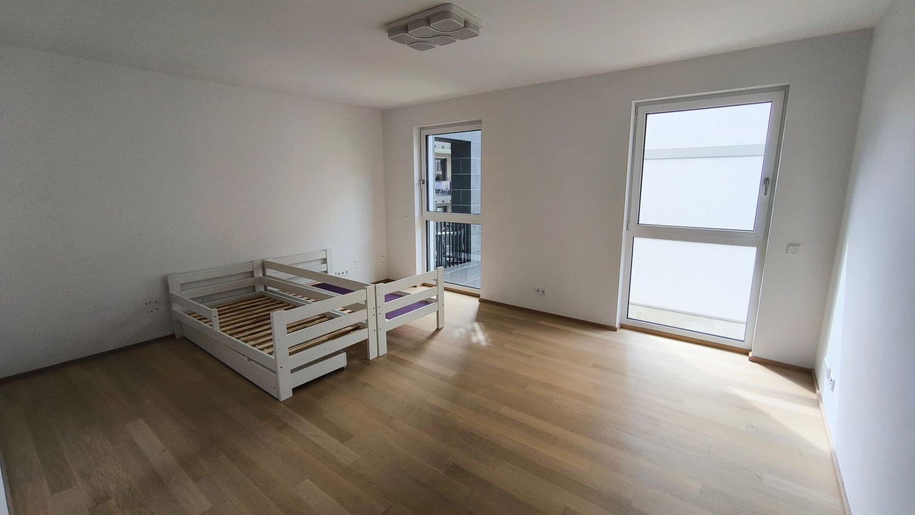 Prenájom bytu 3-izbový 151 m², Rheinstr. 11, Wiesbaden, Hesensko Prenájom bytu 3-izbový 151 m², Rheinstr. 11, Wiesbaden, Hesensko