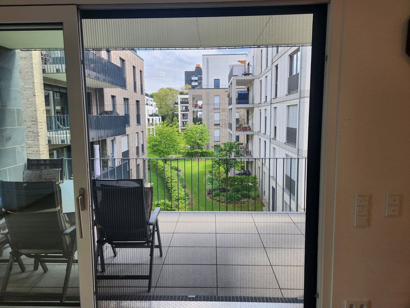 Prenájom bytu 3-izbový 151 m², Rheinstr. 11, Wiesbaden, Hesensko Prenájom bytu 3-izbový 151 m², Rheinstr. 11, Wiesbaden, Hesensko