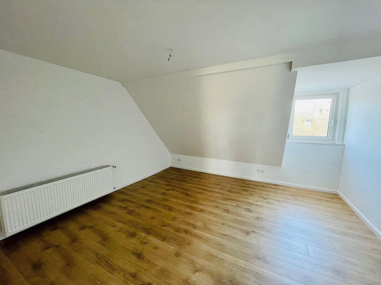 Prenájom bytu 2-izbový 70 m², Rilkestraße 2, Braunfels, Hesensko Prenájom bytu 2-izbový 70 m², Rilkestraße 2, Braunfels, Hesensko