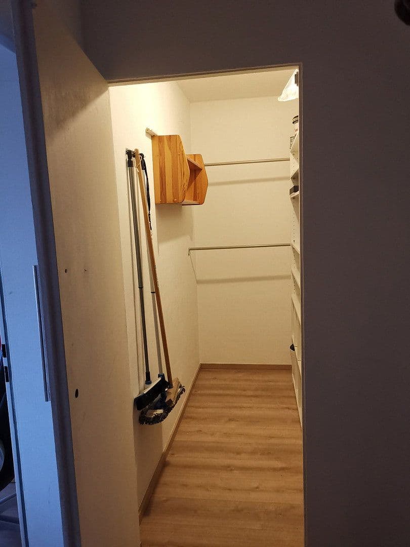 Prenájom bytu 1-izbový 54 m², worms, Porýnie-Falcko Prenájom bytu 1-izbový 54 m², worms, Porýnie-Falcko