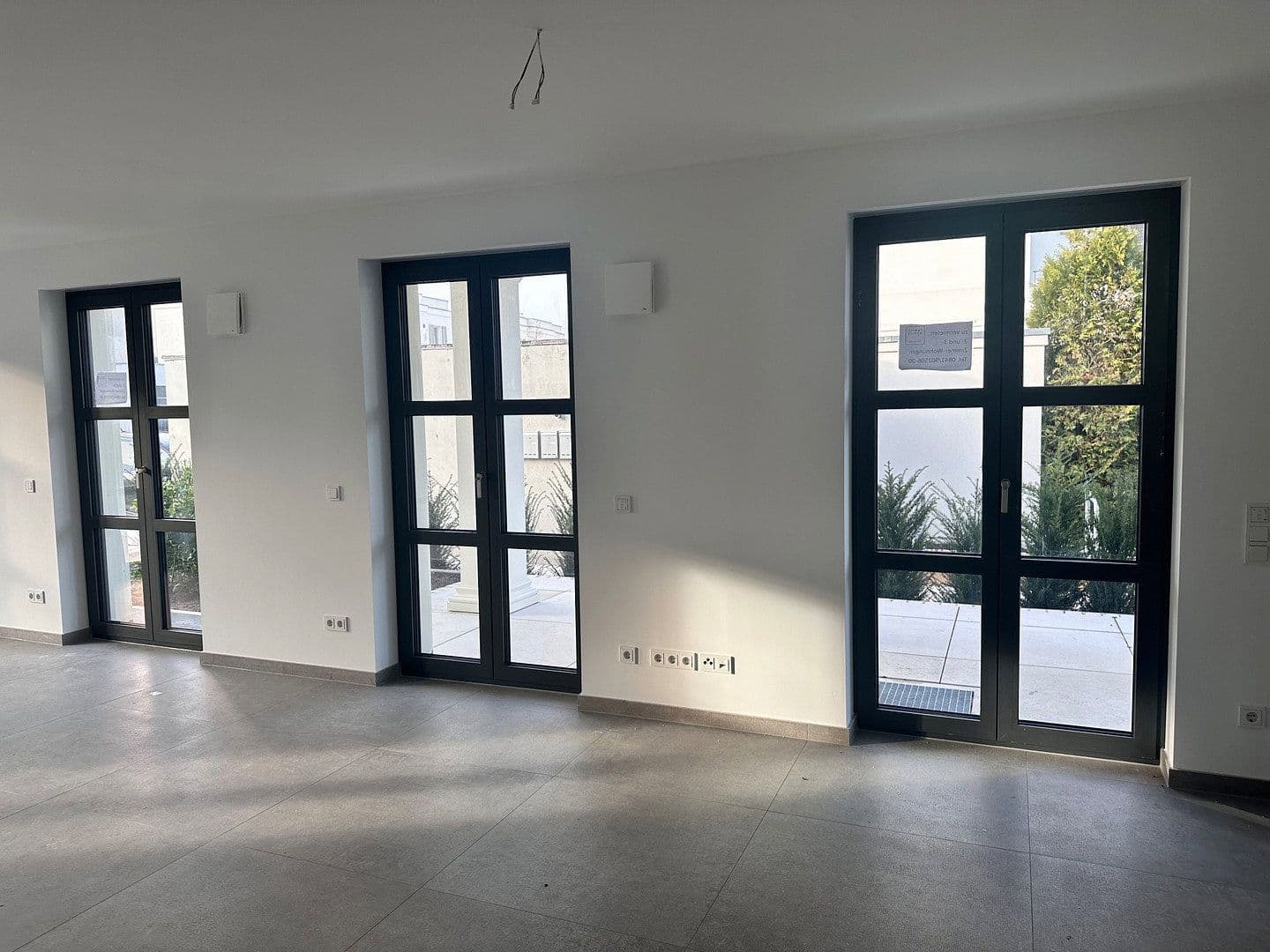 Prenájom bytu 2-izbový 65 m², Am Jungfernsee 32, Potsdam, Brandenbursko Prenájom bytu 2-izbový 65 m², Am Jungfernsee 32, Potsdam, Brandenbursko
