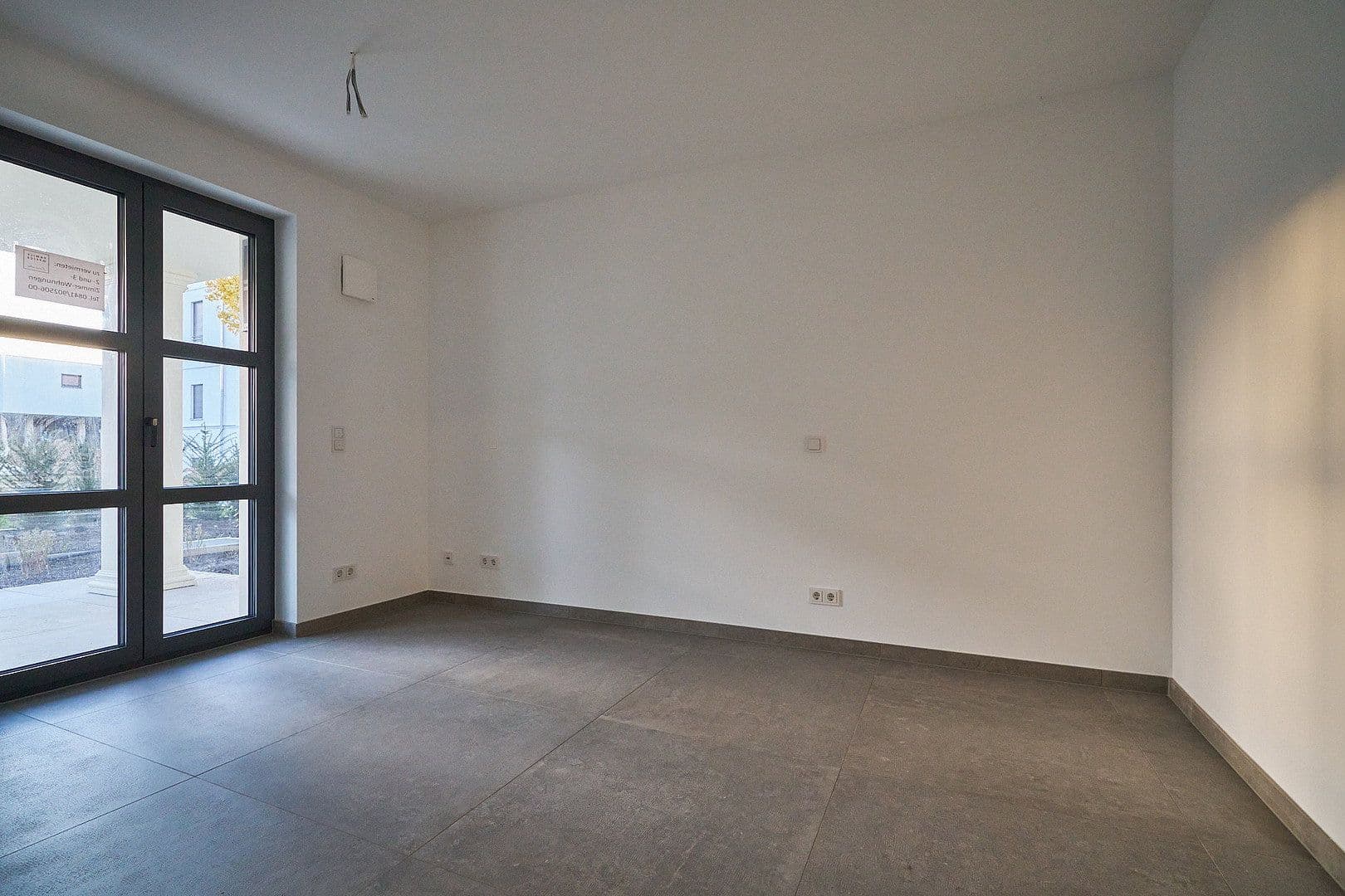 Prenájom bytu 2-izbový 65 m², Am Jungfernsee 32, Potsdam, Brandenbursko Prenájom bytu 2-izbový 65 m², Am Jungfernsee 32, Potsdam, Brandenbursko