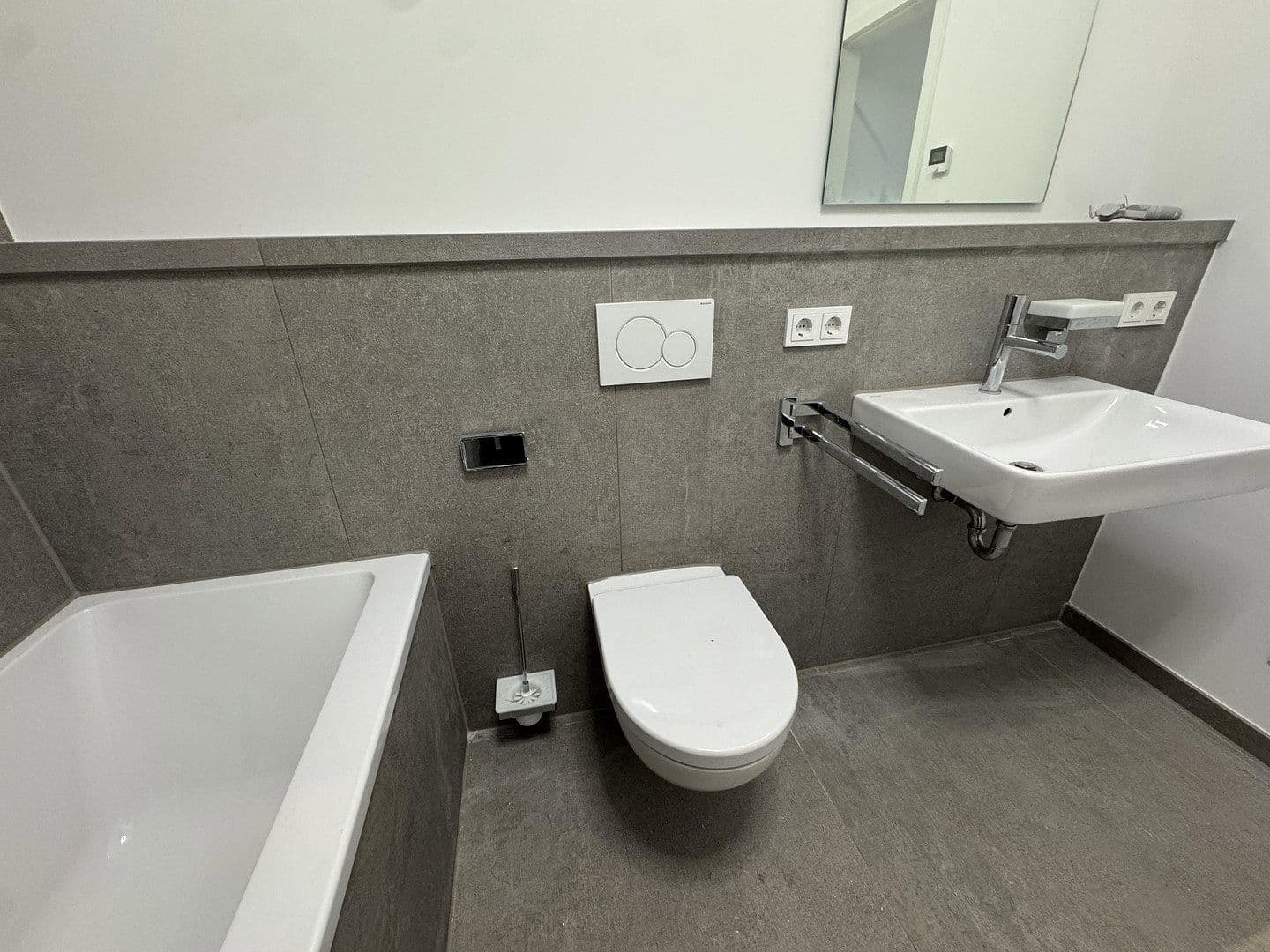Prenájom bytu 2-izbový 65 m², Am Jungfernsee 32, Potsdam, Brandenbursko Prenájom bytu 2-izbový 65 m², Am Jungfernsee 32, Potsdam, Brandenbursko
