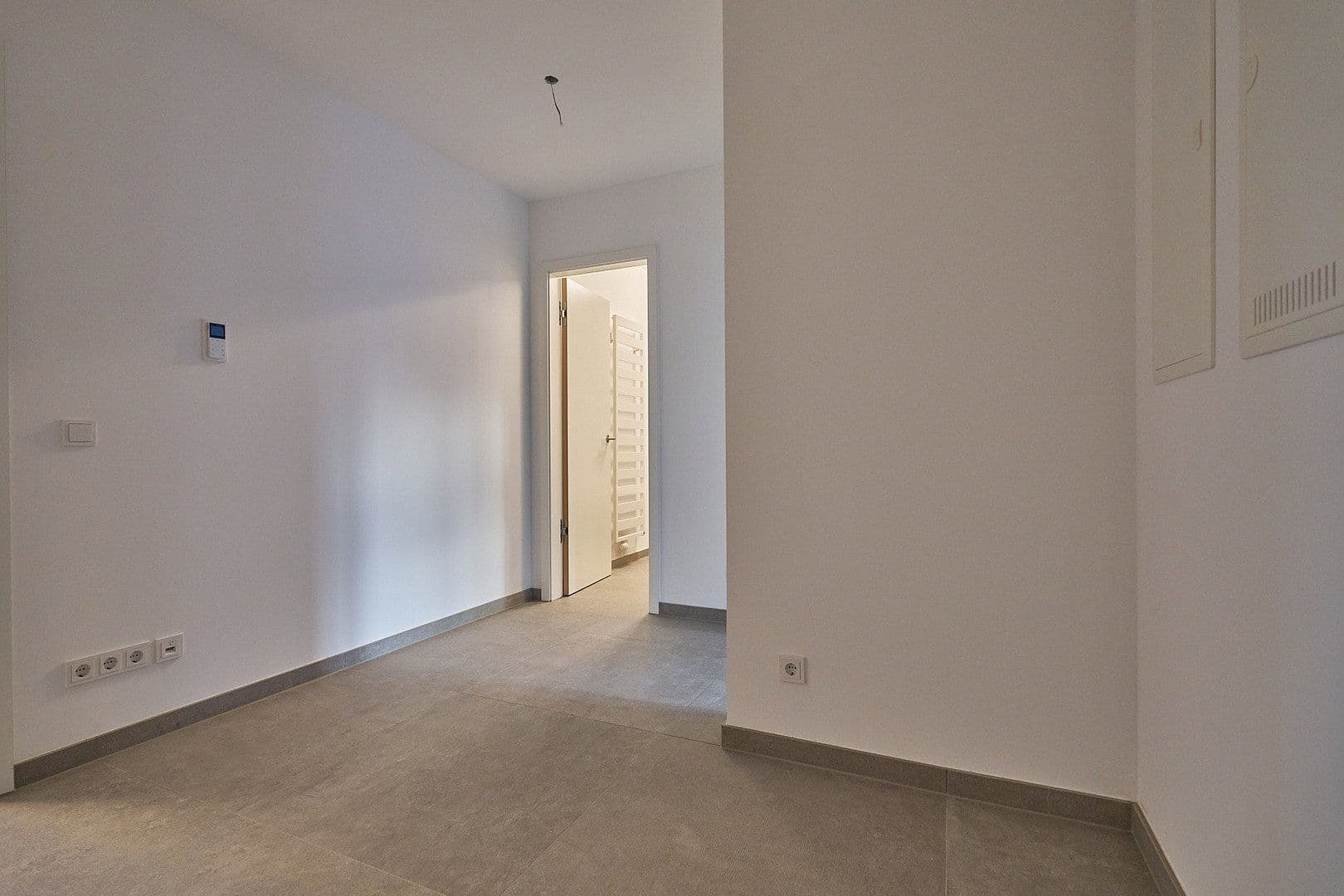 Prenájom bytu 2-izbový 65 m², Am Jungfernsee 32, Potsdam, Brandenbursko Prenájom bytu 2-izbový 65 m², Am Jungfernsee 32, Potsdam, Brandenbursko