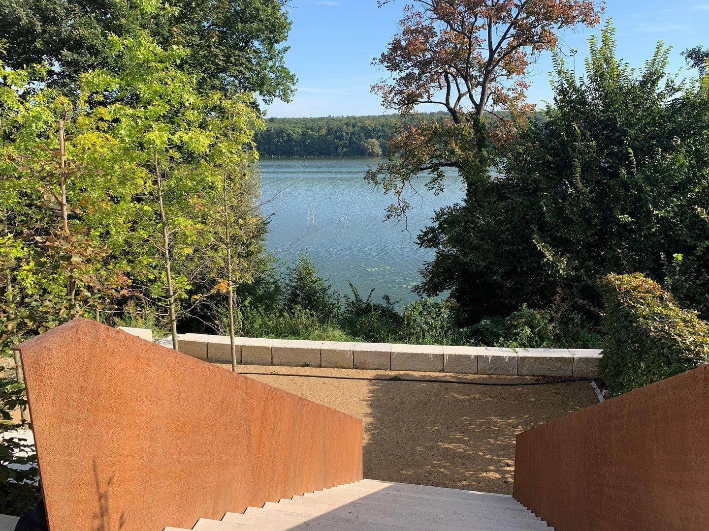 Prenájom bytu 2-izbový 65 m², Am Jungfernsee 32, Potsdam, Brandenbursko Prenájom bytu 2-izbový 65 m², Am Jungfernsee 32, Potsdam, Brandenbursko