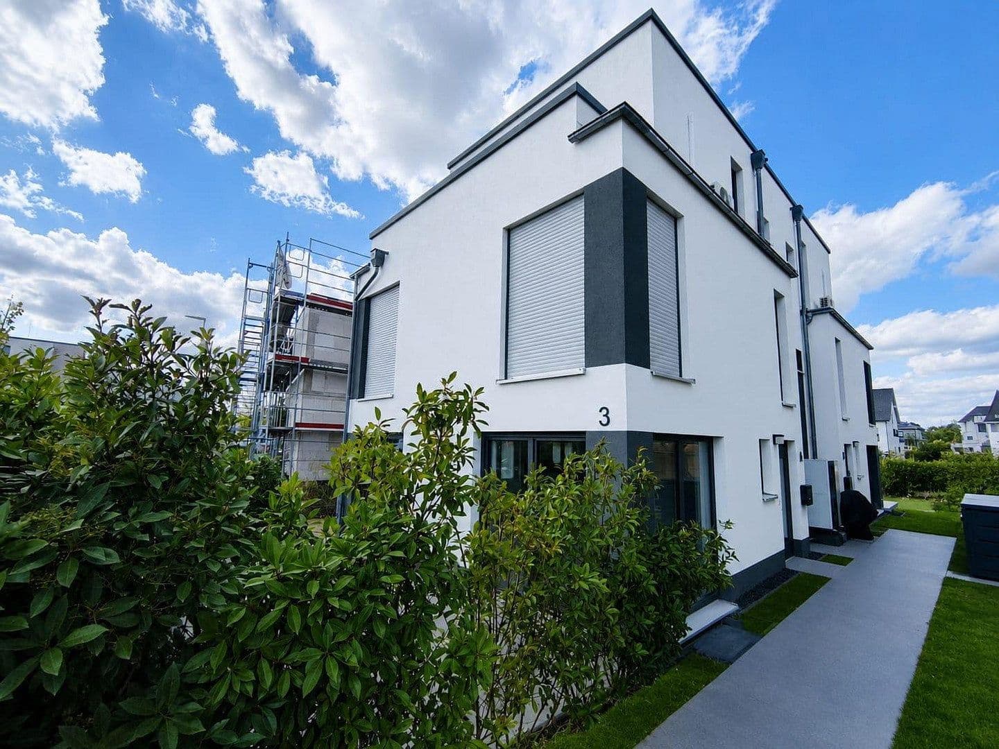 Prenájom domu 158 m², pozemok 390 m², Pfarrer Olbert Allee 3 A, Hochheim, Hesensko Prenájom domu 158 m², pozemok 390 m², Pfarrer Olbert Allee 3 A, Hochheim, Hesensko