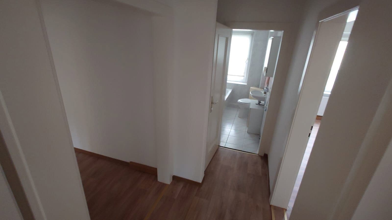 Prenájom bytu 3-izbový 63 m², Neue Str. 2, Oderwitz, Sasko Prenájom bytu 3-izbový 63 m², Neue Str. 2, Oderwitz, Sasko