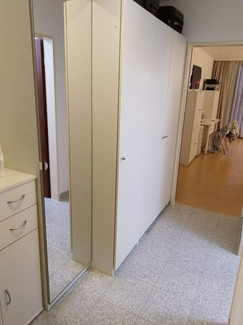 Prenájom bytu 1-izbový 40 m², Schurwaldstr. 4, Esslingen am Neckar, Bádensko-Wurttembersko Prenájom bytu 1-izbový 40 m², Schurwaldstr. 4, Esslingen am Neckar, Bádensko-Wurttembersko