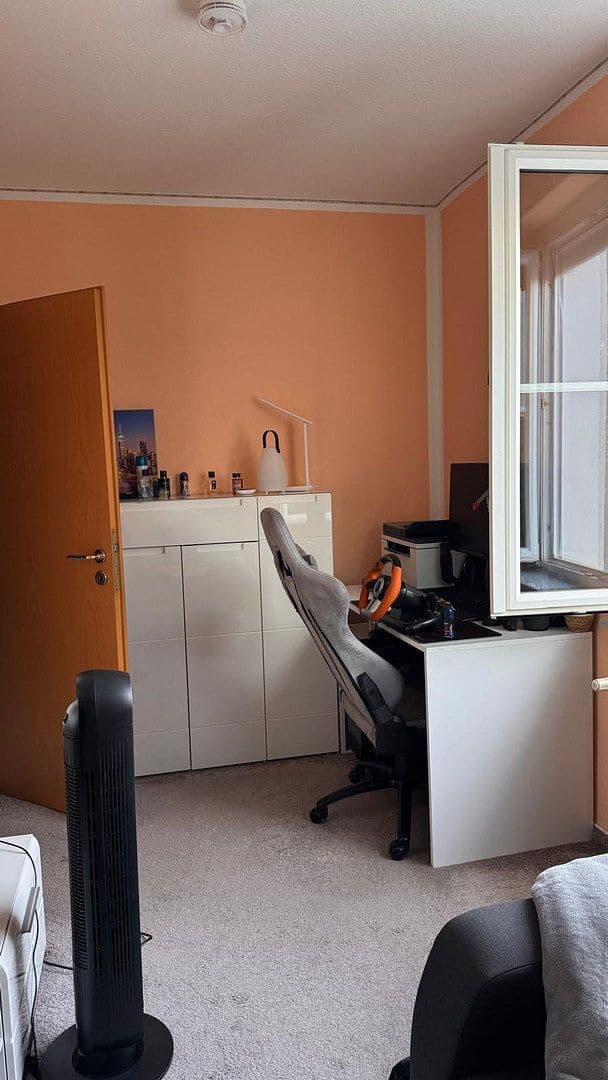 Prenájom bytu 3-izbový 74 m², Leipzig Großzschocher, Sasko Prenájom bytu 3-izbový 74 m², Leipzig Großzschocher, Sasko