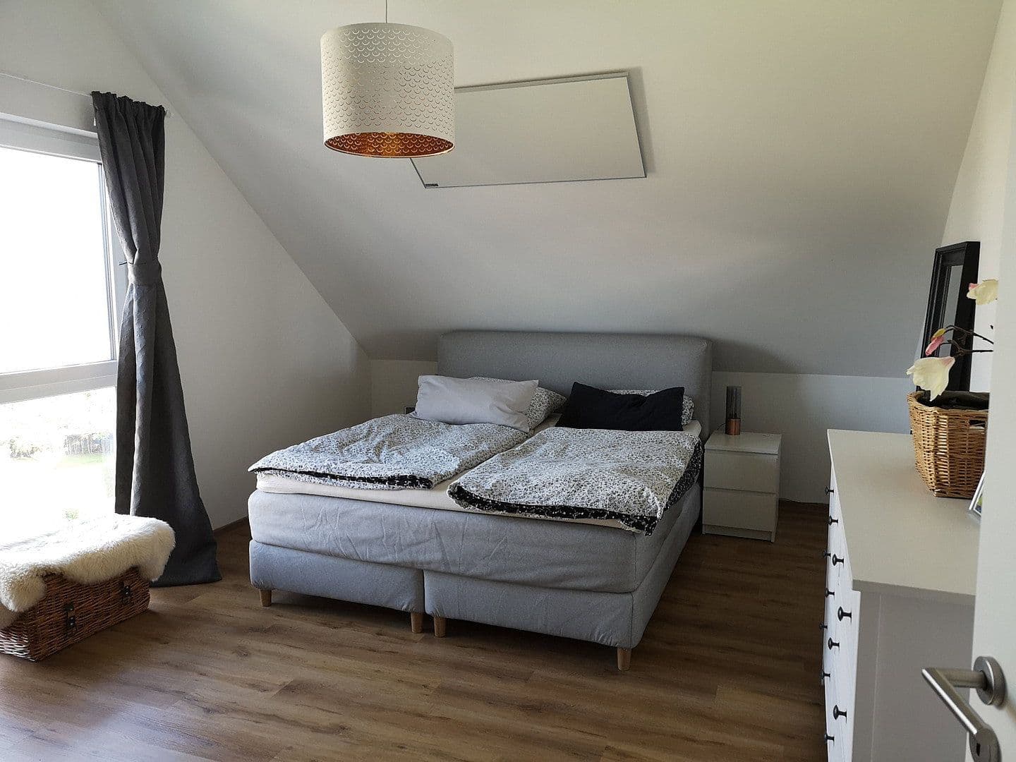 Prenájom bytu 4-izbový 92 m², Höchstadt an der Aisch, Bavorsko Prenájom bytu 4-izbový 92 m², Höchstadt an der Aisch, Bavorsko