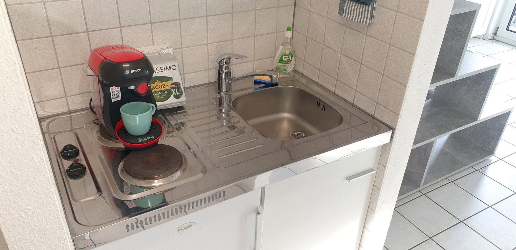 Prenájom bytu 1-izbový 28 m², Esslingen am Neckar, Bádensko-Wurttembersko Prenájom bytu 1-izbový 28 m², Esslingen am Neckar, Bádensko-Wurttembersko
