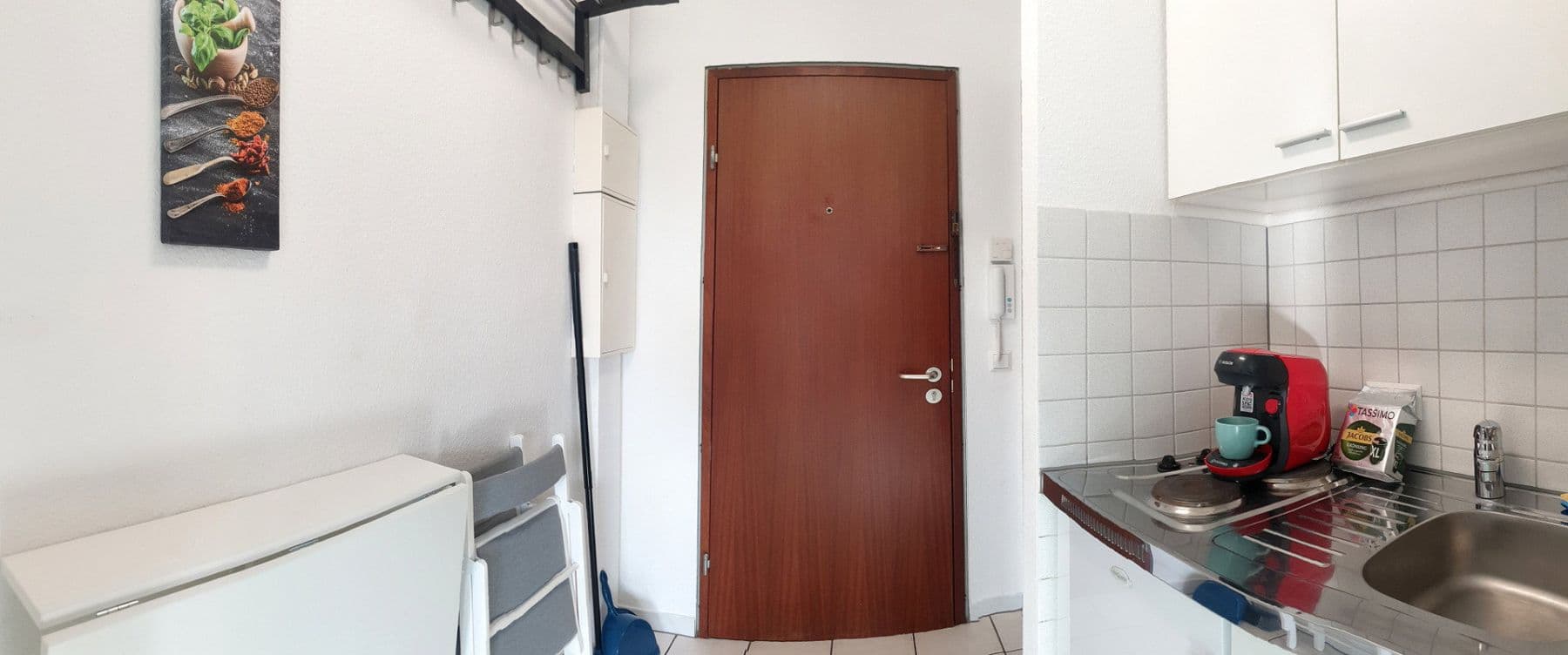Prenájom bytu 1-izbový 28 m², Esslingen am Neckar, Bádensko-Wurttembersko Prenájom bytu 1-izbový 28 m², Esslingen am Neckar, Bádensko-Wurttembersko