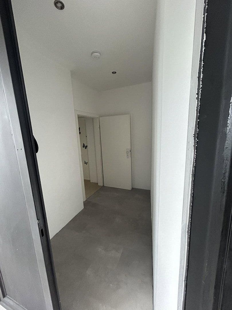 Prenájom bytu 3-izbový 118 m², Bahnstraße 28, Wuppertal, Severné Porýnie - Westfálsko Prenájom bytu 3-izbový 118 m², Bahnstraße 28, Wuppertal, Severné Porýnie - Westfálsko