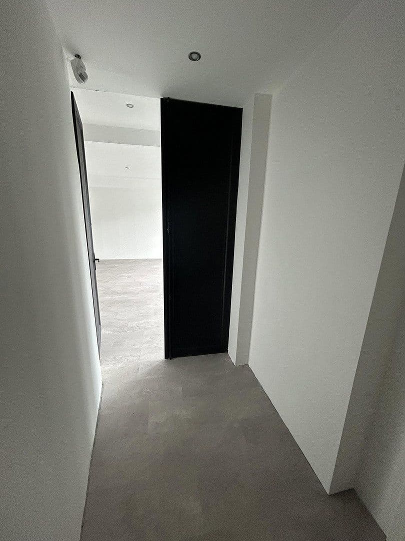 Prenájom bytu 3-izbový 118 m², Bahnstraße 28, Wuppertal, Severné Porýnie - Westfálsko Prenájom bytu 3-izbový 118 m², Bahnstraße 28, Wuppertal, Severné Porýnie - Westfálsko