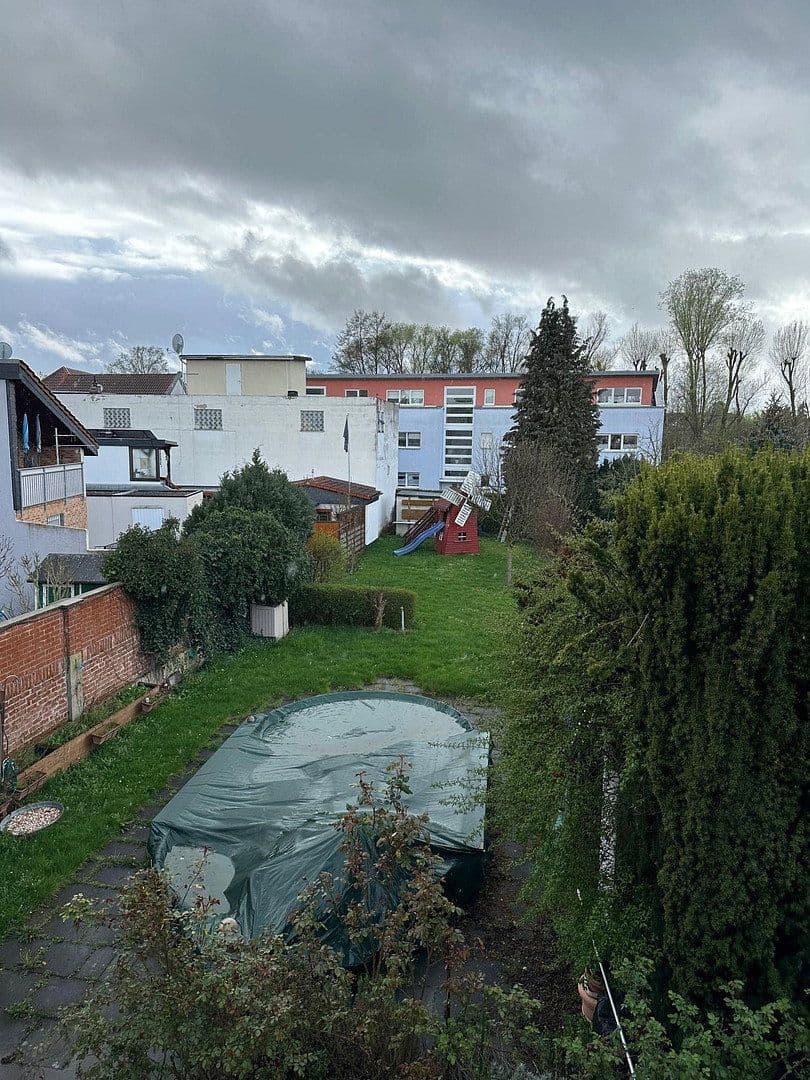 Prenájom domu 186 m², pozemok 650 m², Frankfurt-Harheim, Hesensko Prenájom domu 186 m², pozemok 650 m², Frankfurt-Harheim, Hesensko