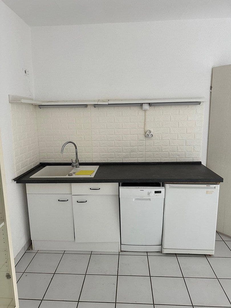 Prenájom domu 186 m², pozemok 650 m², Frankfurt-Harheim, Hesensko Prenájom domu 186 m², pozemok 650 m², Frankfurt-Harheim, Hesensko
