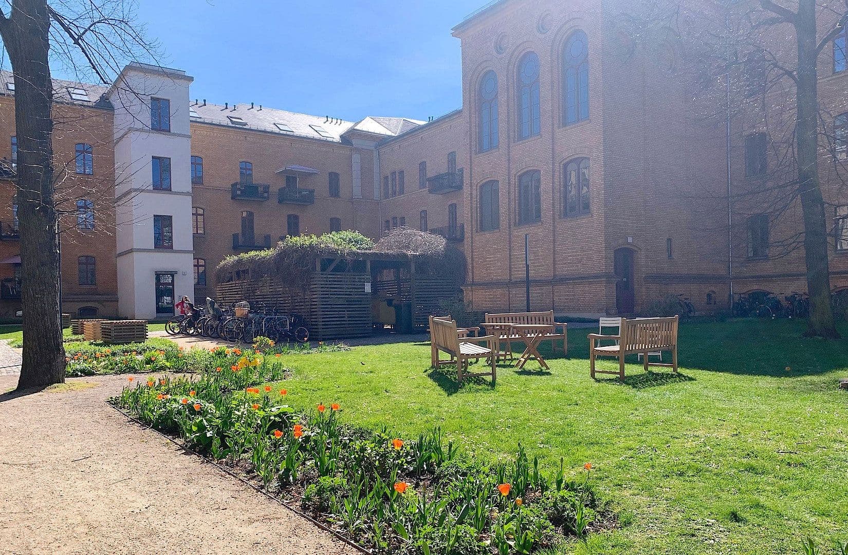 Prenájom bytu 1-izbový 35 m², Berlin, Berlín Prenájom bytu 1-izbový 35 m², Berlin, Berlín