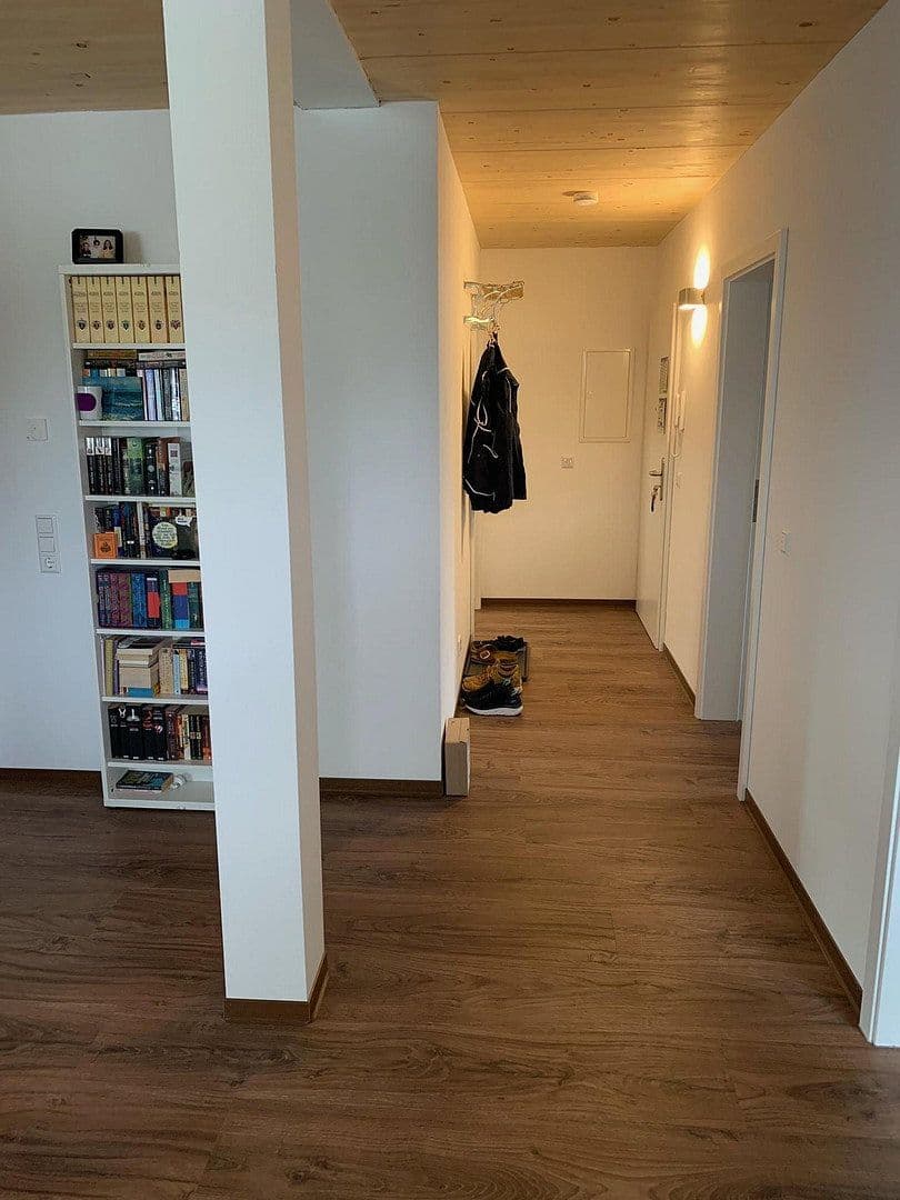 Prenájom bytu 3-izbový 80 m², Graben-Neudorf, Bádensko-Wurttembersko Prenájom bytu 3-izbový 80 m², Graben-Neudorf, Bádensko-Wurttembersko