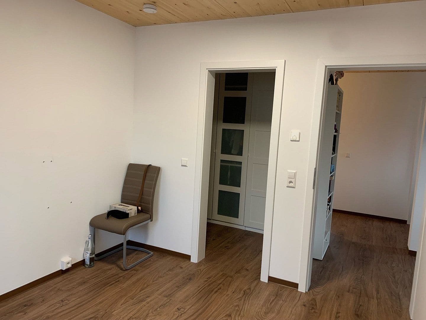 Prenájom bytu 3-izbový 80 m², Graben-Neudorf, Bádensko-Wurttembersko Prenájom bytu 3-izbový 80 m², Graben-Neudorf, Bádensko-Wurttembersko