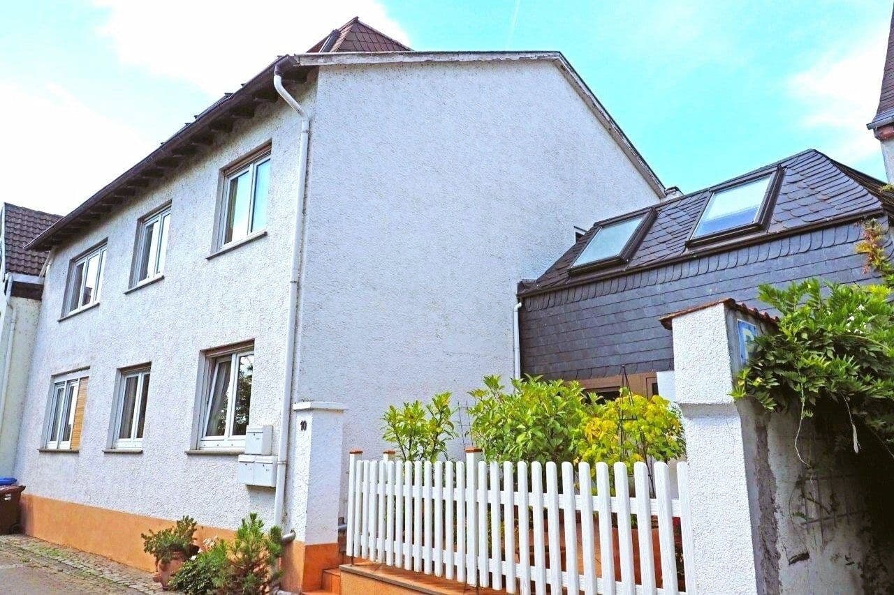 Prenájom bytu 2-izbový 39 m², Eltville am Rhein, Hesensko Prenájom bytu 2-izbový 39 m², Eltville am Rhein, Hesensko