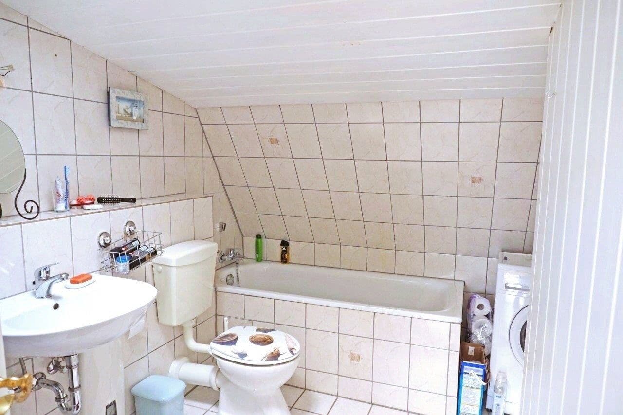 Prenájom bytu 2-izbový 39 m², Eltville am Rhein, Hesensko Prenájom bytu 2-izbový 39 m², Eltville am Rhein, Hesensko