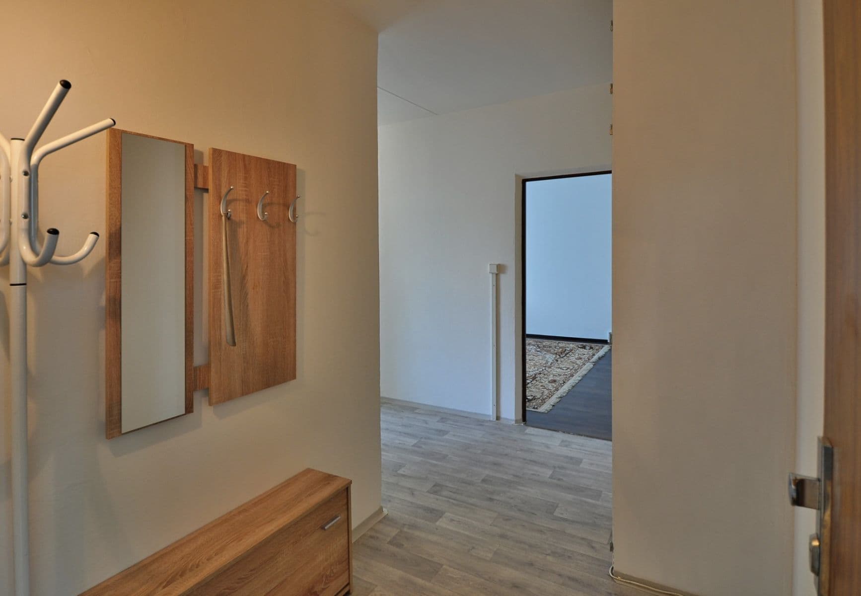 Prenájom bytu 1-izbový 49 m², Bzenecká, Plzeň, Plzeňský kraj Prenájom bytu 1-izbový 49 m², Bzenecká, Plzeň, Plzeňský kraj