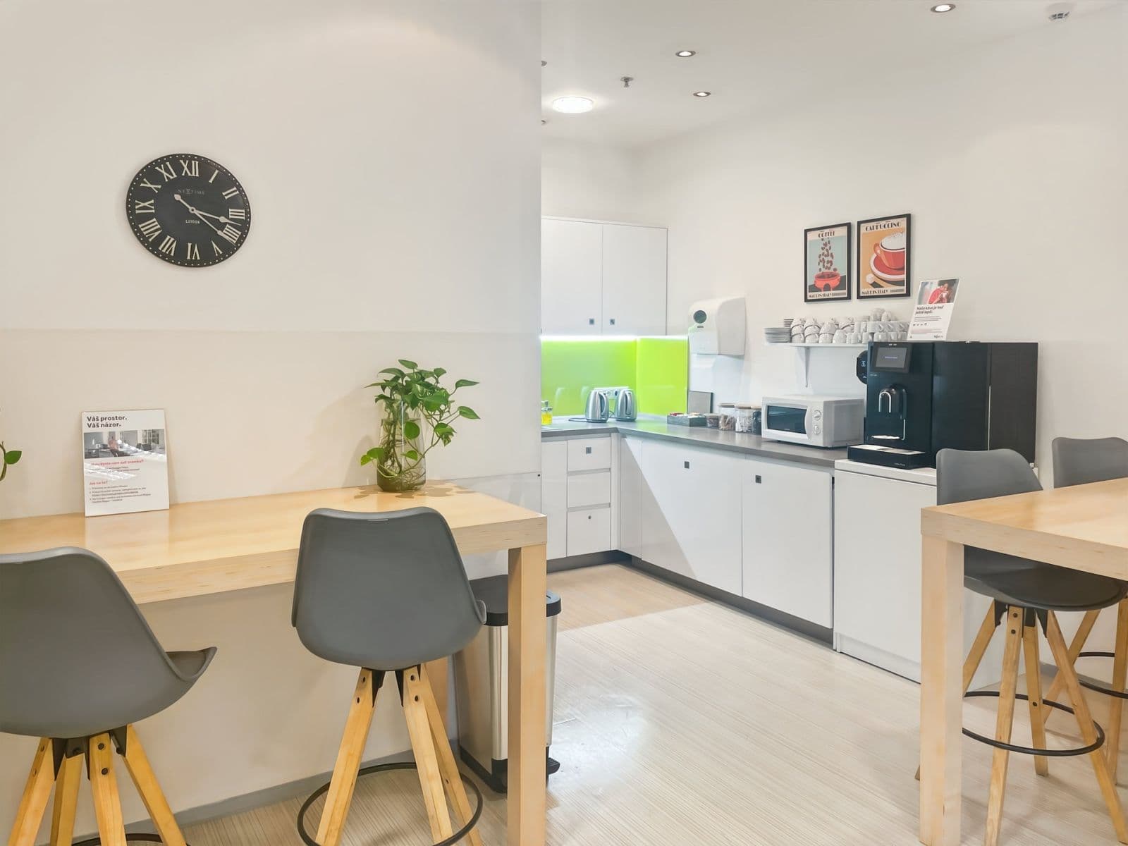 Prenájom kancelárie 60 m², Na Strži, Praha, Praha Prenájom kancelárie 60 m², Na Strži, Praha, Praha