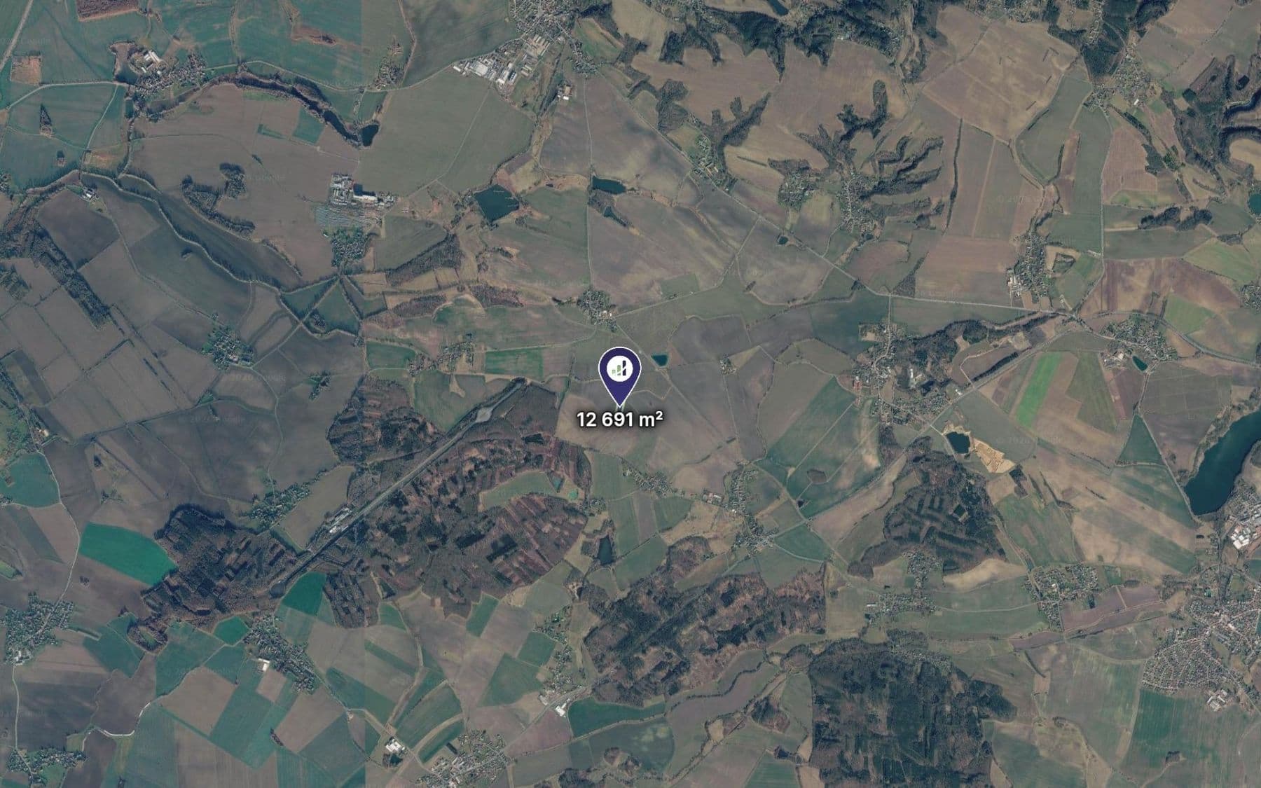 Predaj pozemku 12.691 m², Kněžmost, Středočeský kraj Predaj pozemku 12.691 m², Kněžmost, Středočeský kraj