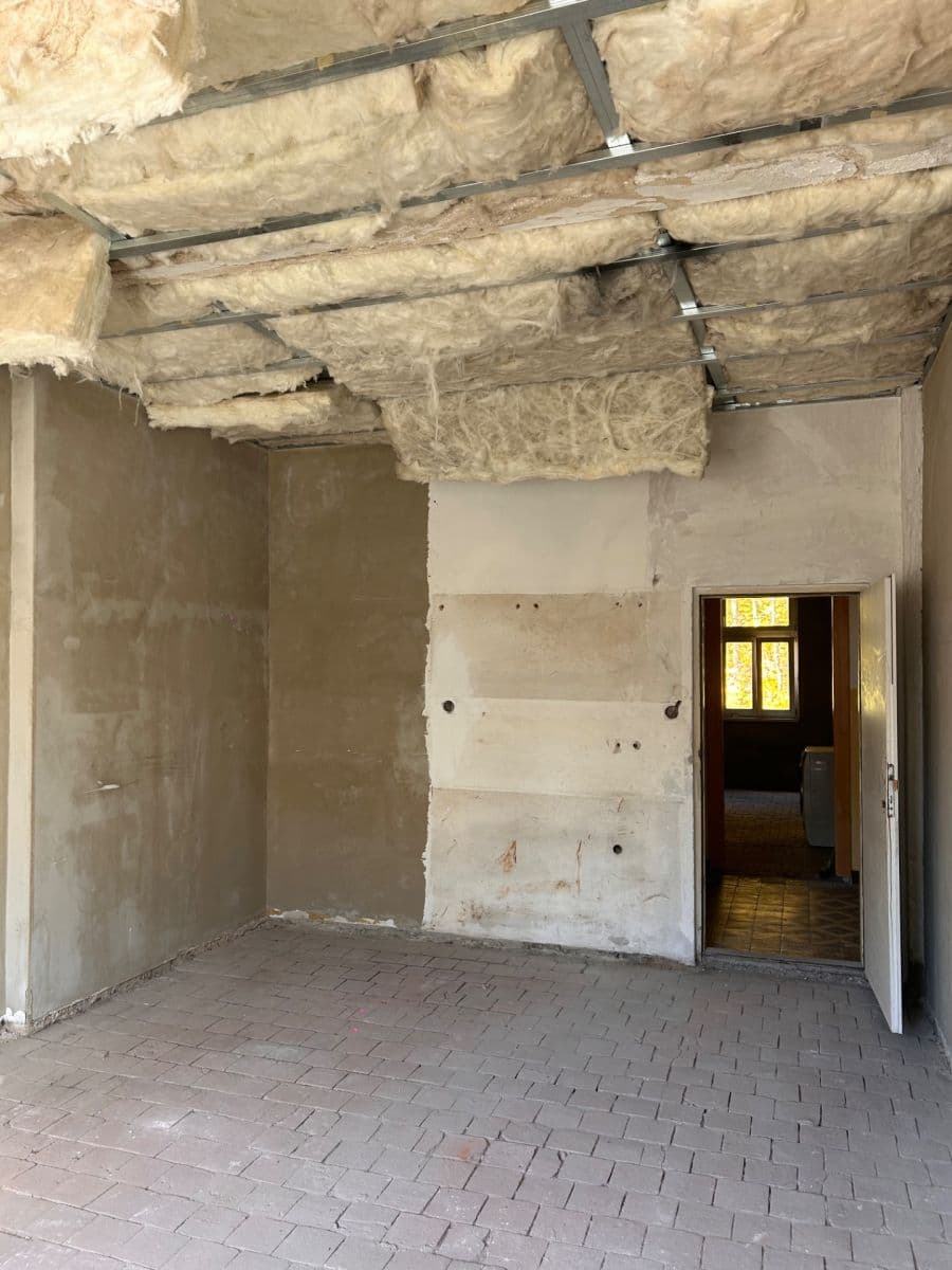 Predaj bytu 5-izbový 151 m², Sadová, Karlovy Vary, Karlovarský kraj Predaj bytu 5-izbový 151 m², Sadová, Karlovy Vary, Karlovarský kraj