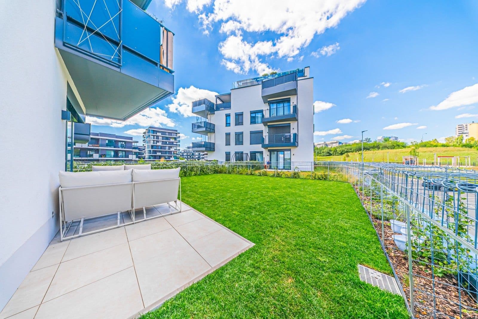 Predaj bytu 2-izbový 60 m², Hasilova, Praha, Praha Predaj bytu 2-izbový 60 m², Hasilova, Praha, Praha