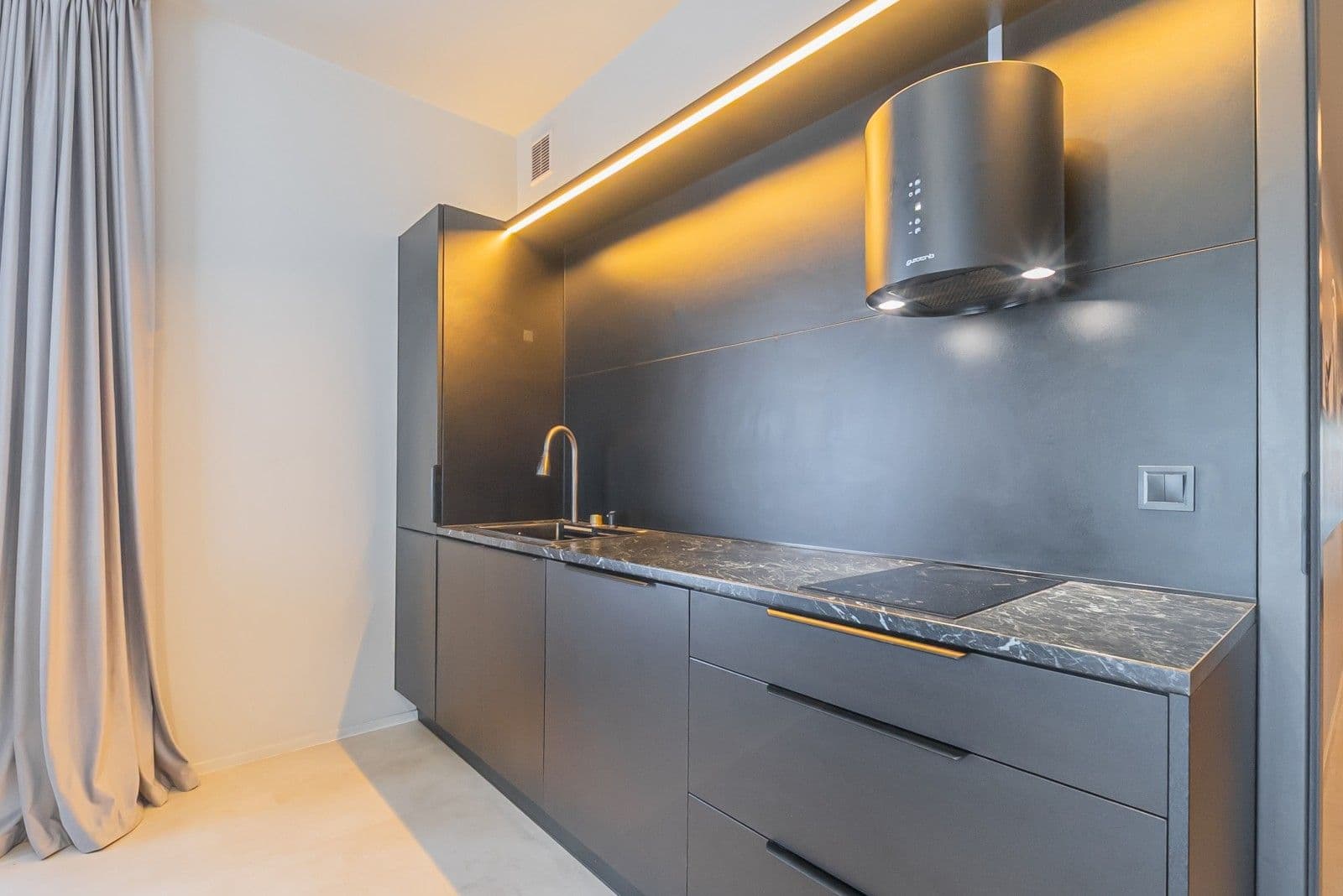 Predaj bytu 2-izbový 60 m², Hasilova, Praha, Praha Predaj bytu 2-izbový 60 m², Hasilova, Praha, Praha