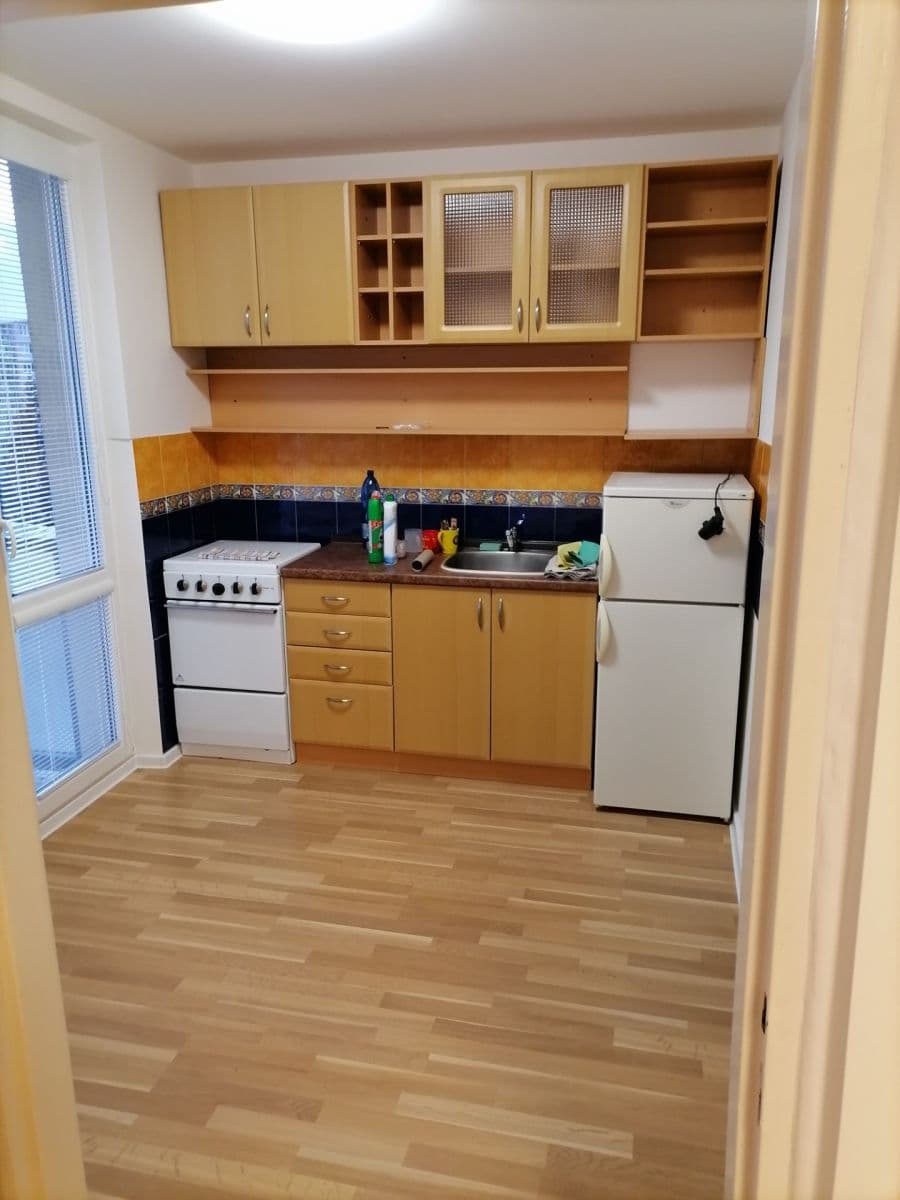 Prenájom bytu 1-izbový 40 m², Němcovej, Košice - mestská časť Sever, Košický kraj Prenájom bytu 1-izbový 40 m², Němcovej, Košice - mestská časť Sever, Košický kraj