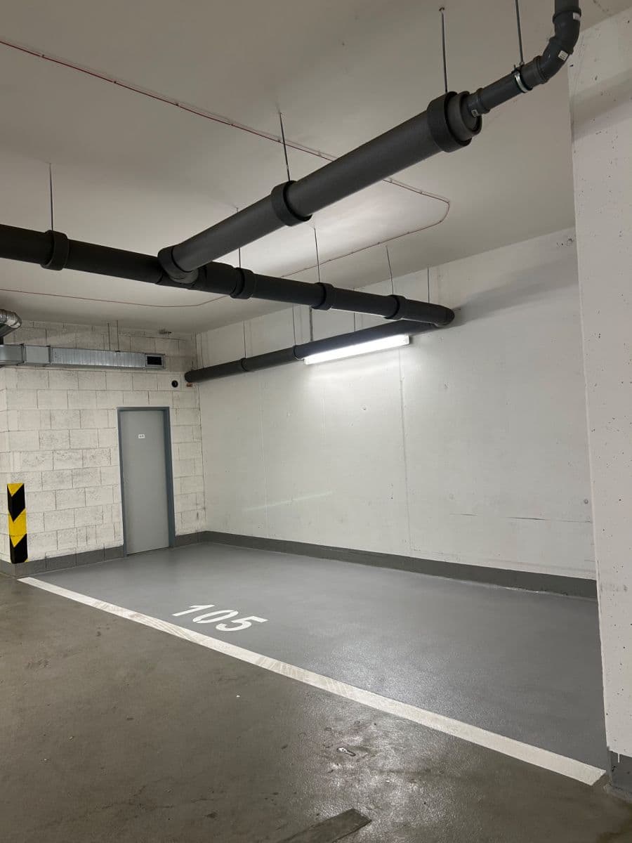 Predaj garáže 17 m², Vojenova, Praha, Praha Predaj garáže 17 m², Vojenova, Praha, Praha