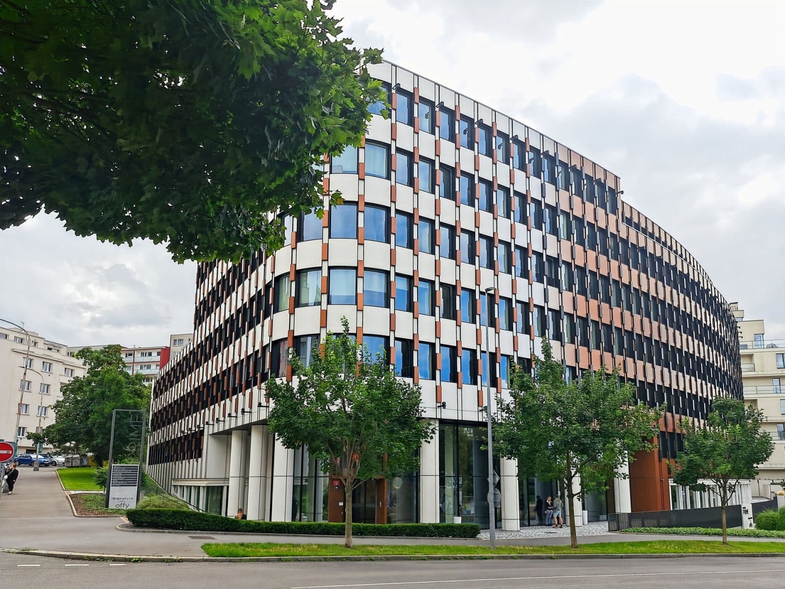 Prenájom kancelárie 30 m², Lomnického, Praha, Praha Prenájom kancelárie 30 m², Lomnického, Praha, Praha