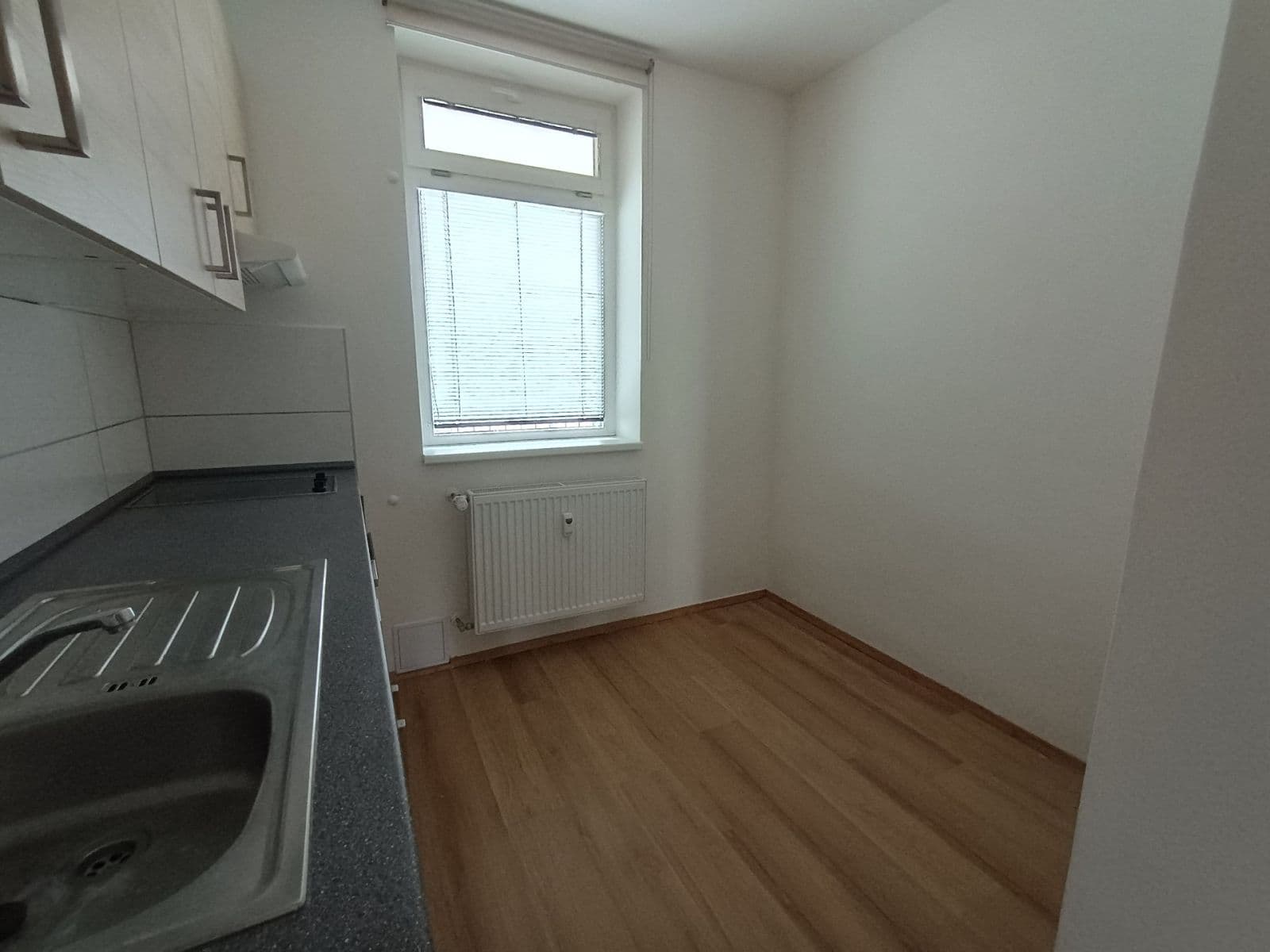 Prenájom bytu 1-izbový 32 m², Jeronýmova, Brno, Jihomoravský kraj Prenájom bytu 1-izbový 32 m², Jeronýmova, Brno, Jihomoravský kraj
