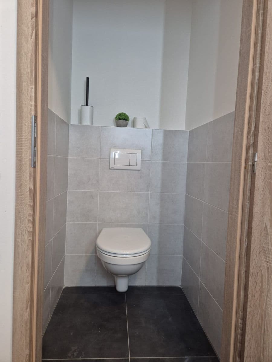Prenájom bytu 2-izbový 41 m², Kladenská, Hostouň, Středočeský kraj Prenájom bytu 2-izbový 41 m², Kladenská, Hostouň, Středočeský kraj